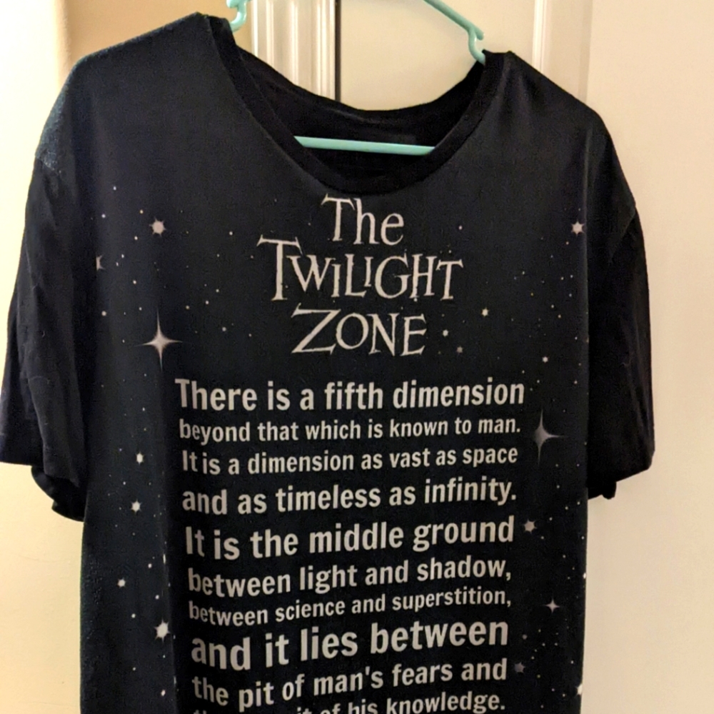 *Lowest Offer* Twilight Zone graphic tee, 2XL